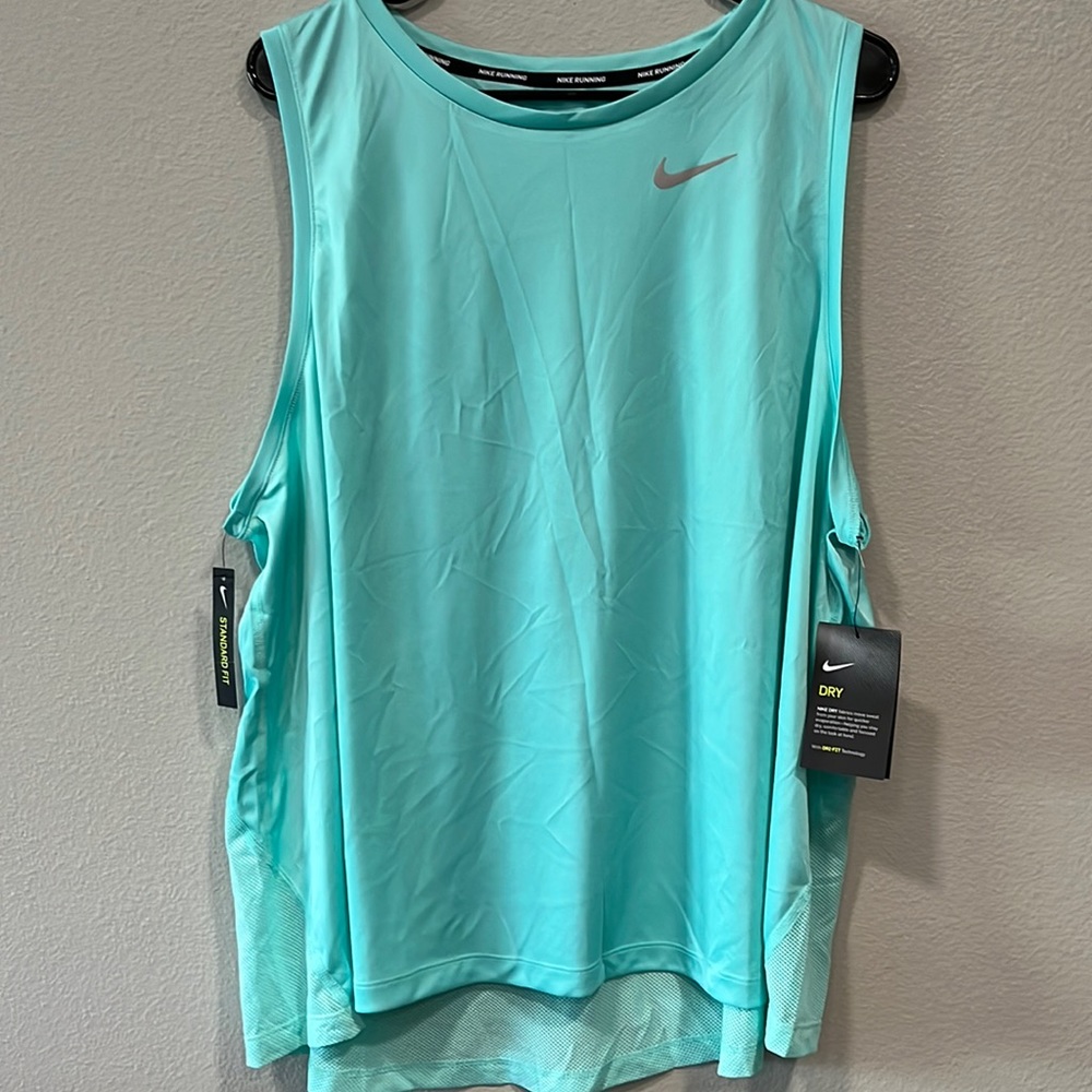 NWT Teal Nike tank